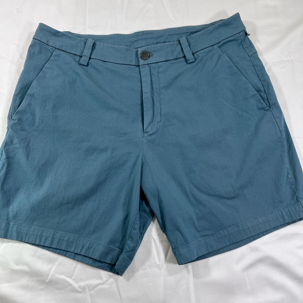 Lululemon Commission Shorts 9” 5 Pockets Mens size 33